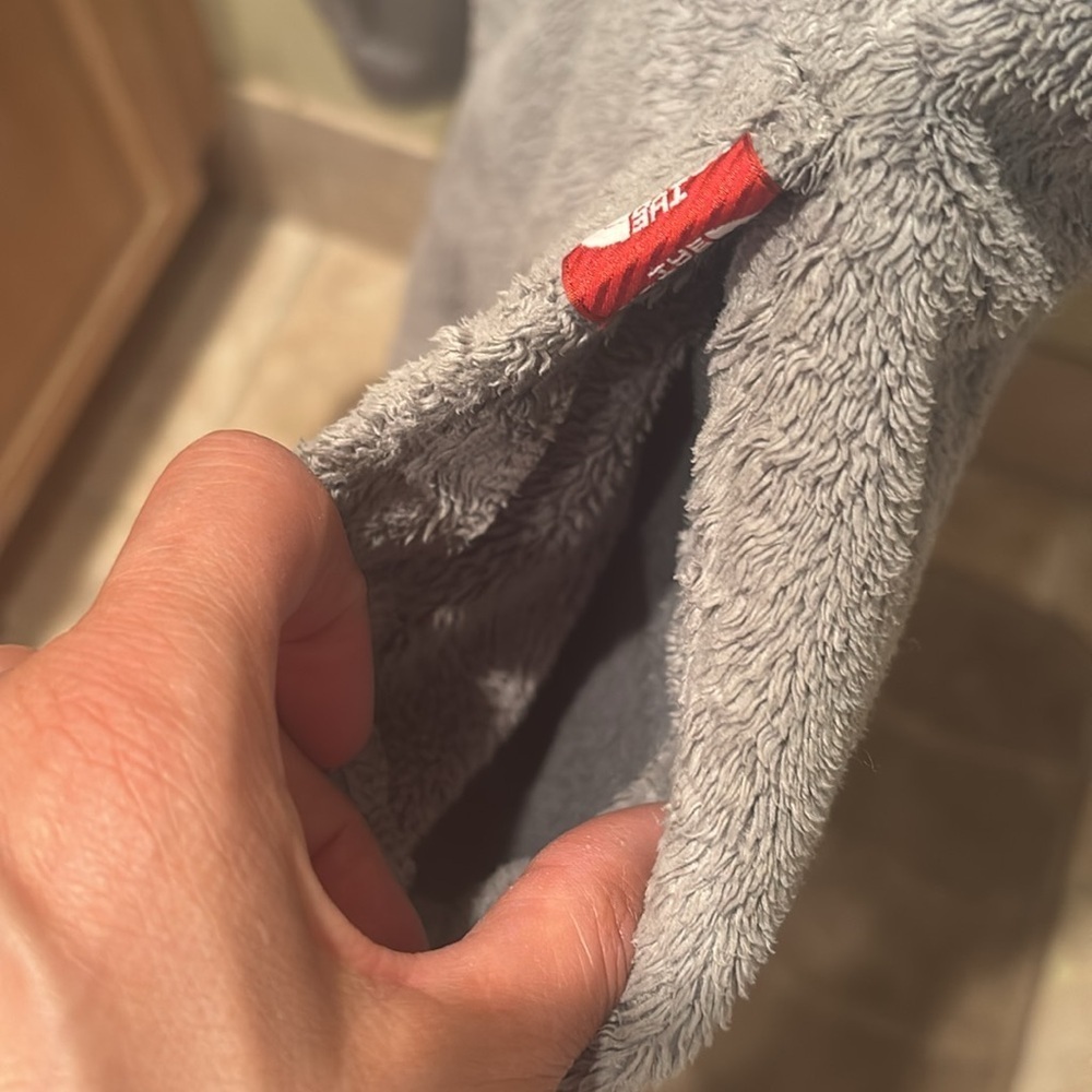 The North Face Gray Fleece pullover Jacket - Picture 7 of 10